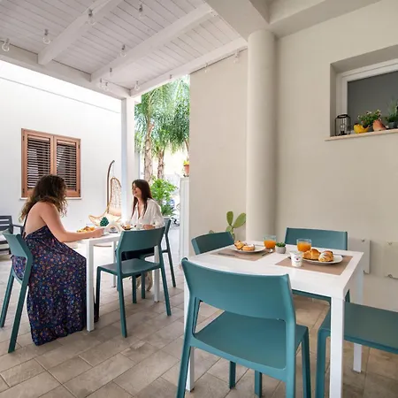 Terra D'amare Bed and Breakfast *